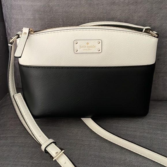 ♠️ NWOT NEW KATE Spade Crossbody - Picture 2 of 14